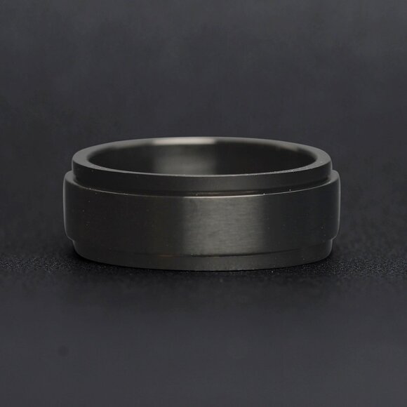 Black Enamel Stainless Steel Spinner Ring | Size 7 | Anxiety Relief Fidget Ring - Picture 5 of 6
